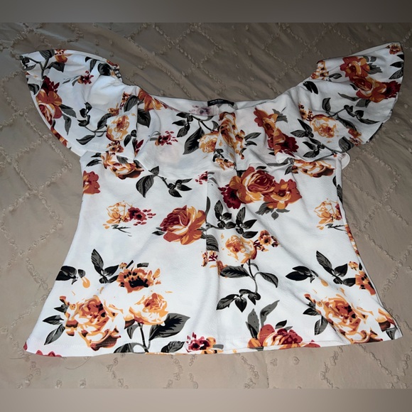 SHEIN Tops - SHEIN Floral off the shoulder top size 2XL